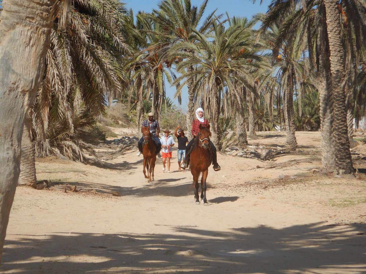 Menzel Churasco Djerba أغير المظهر الخارجي الصورة